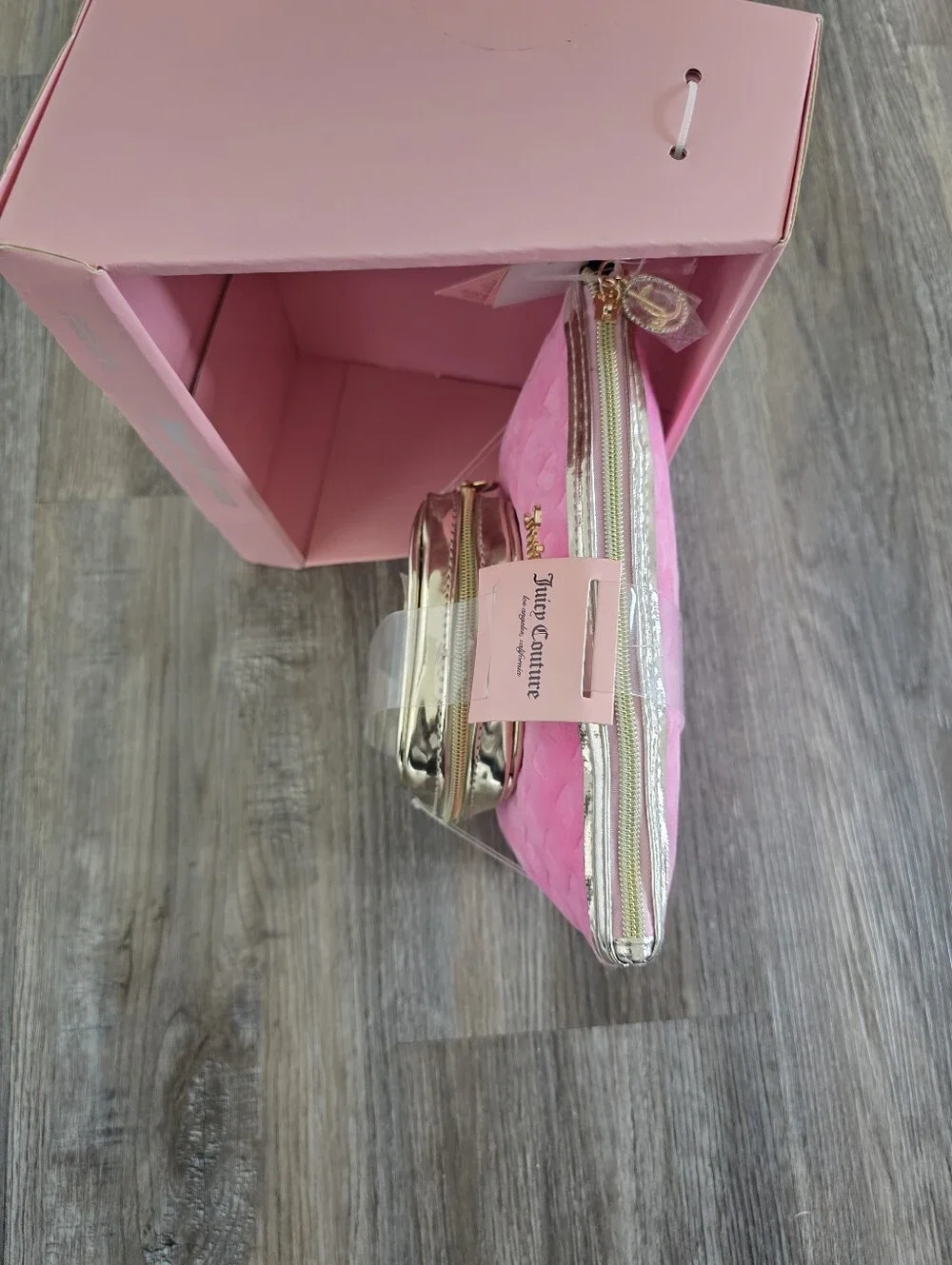 Juicy Couture new excellent
